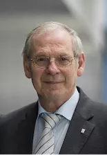 Portrait photo of Günther Deuschl